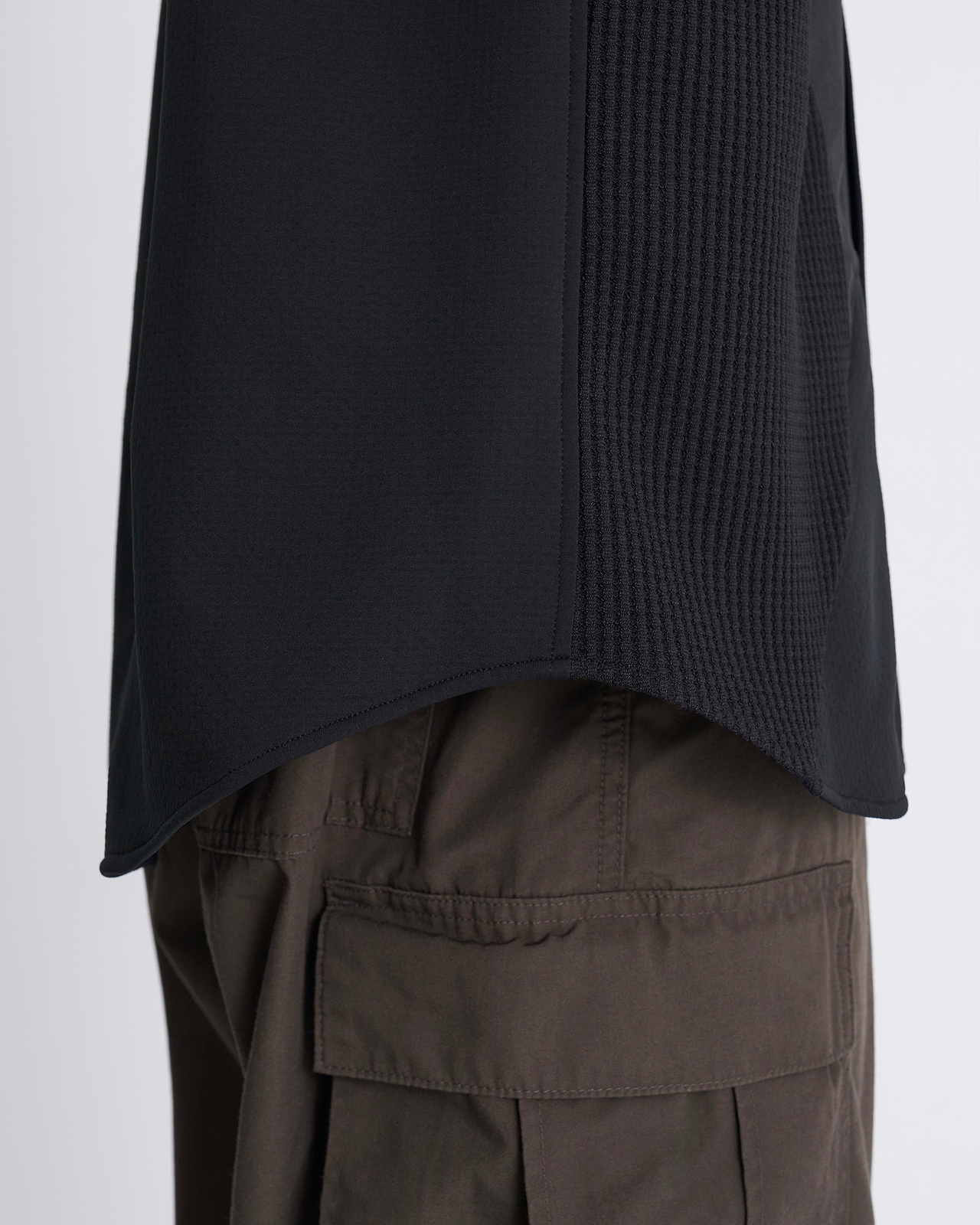 【26AW】セグメントL/Sシャツ