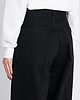 【26AW】THEワイドジーントラウザーズ（ピンク×ブラック）
