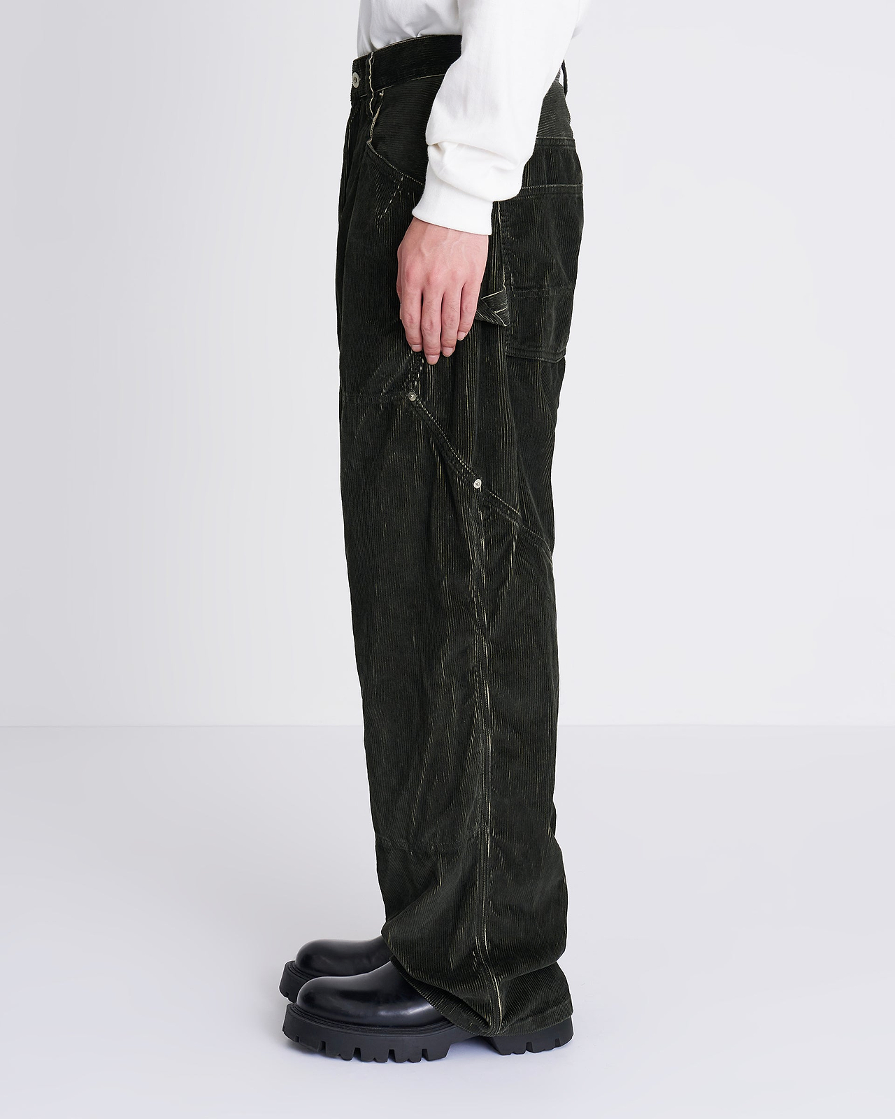 【26AW】ピグメントコテッドコーデュロイワークパンツ