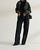 【26AW】THEワイドジーントラウザーズ（ブラック×ブラック）