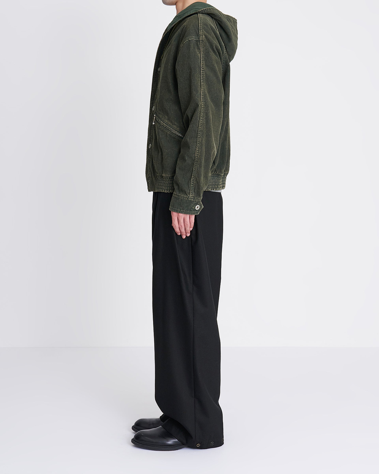 【26AW】コーティドコーデュロイパーカー