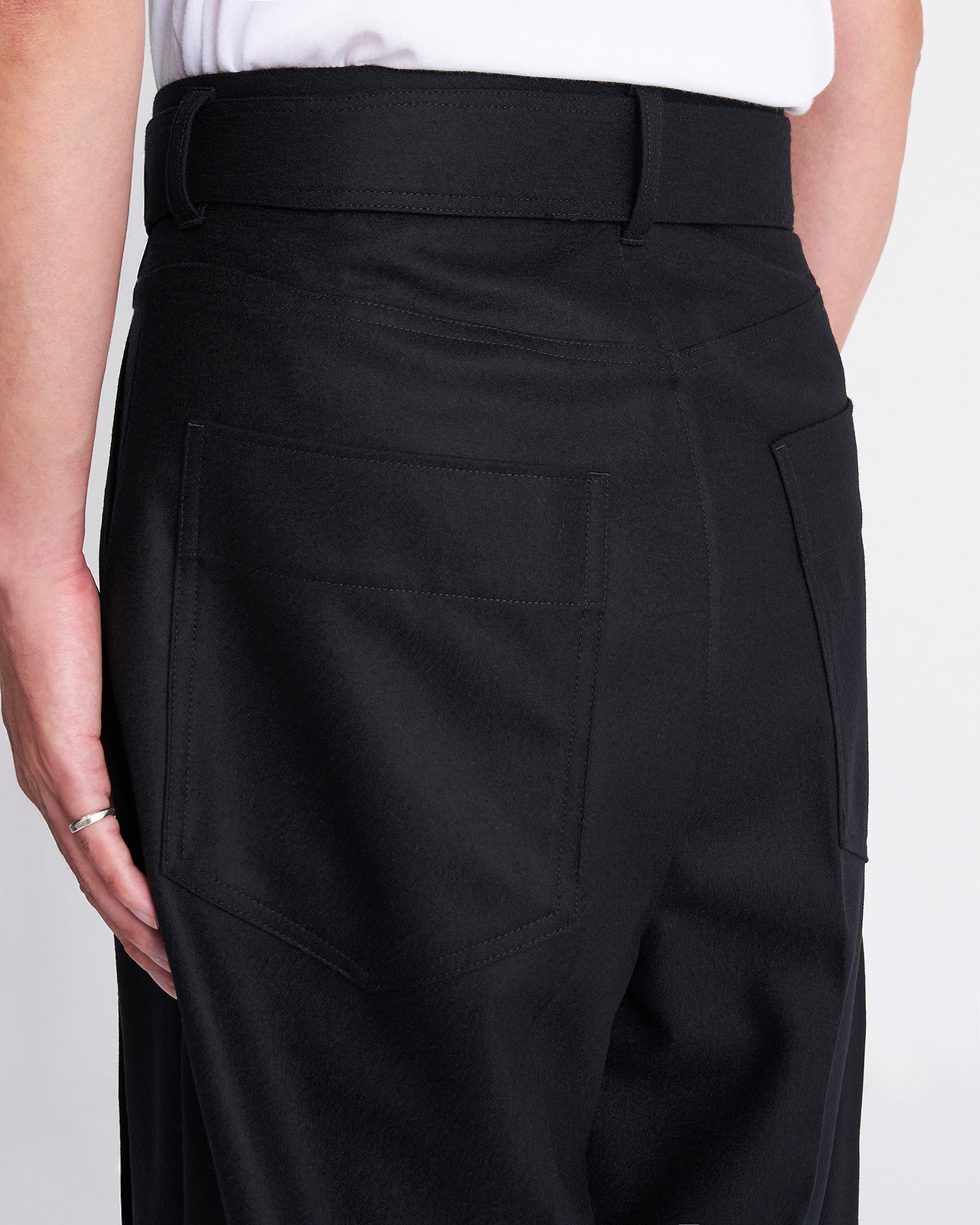 【10月24日 12:00PM発売予定】＜THE RERACS×1LDK×F/STORE＞ザ・ベルテッドワイド5ポケットパンツ（メンズ）