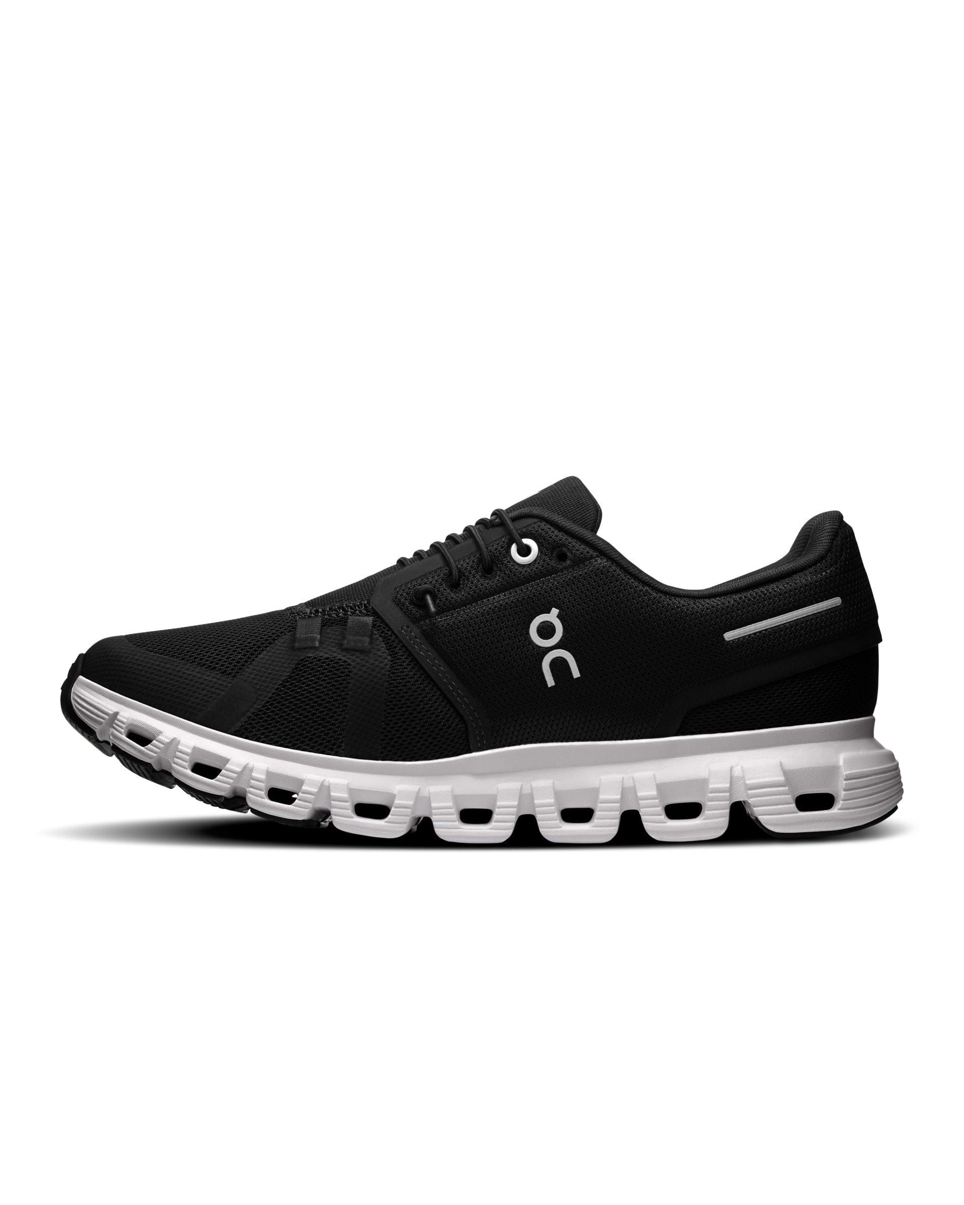 On】クラウド6（ウィメンズ） | Size23-25・ブラック | 海外製 | F