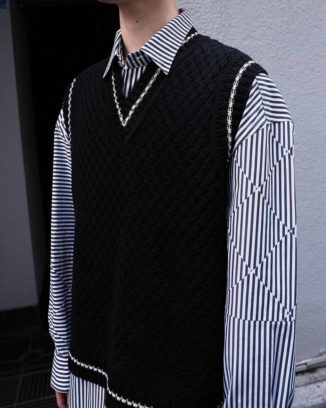 OUAT  VEST ニットベスト クロップド OUAT】メタベスト ブラック | 日本製 スクールベスト | F/STORE