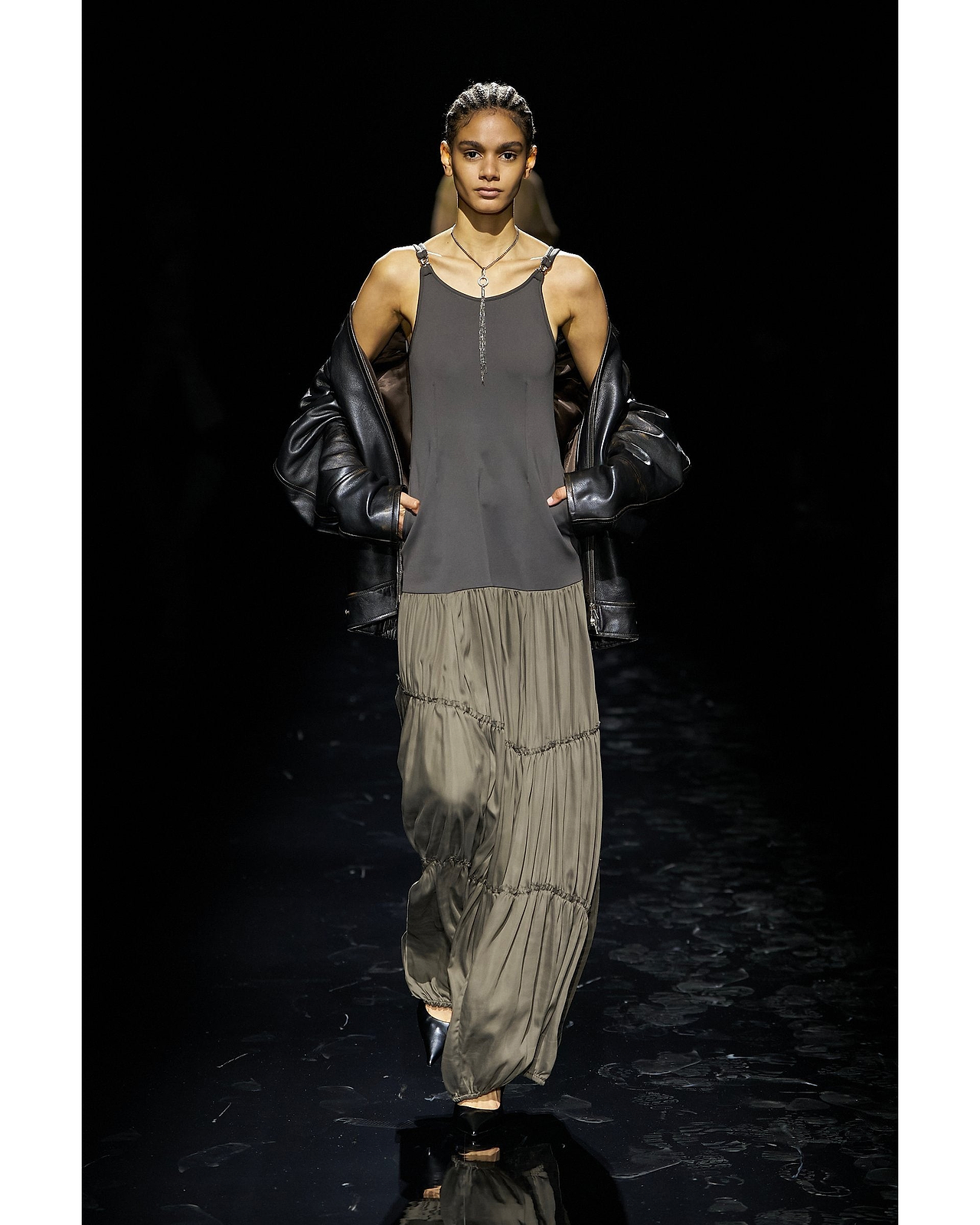 【26AW】ハイストレッチギャザーティアードドレス