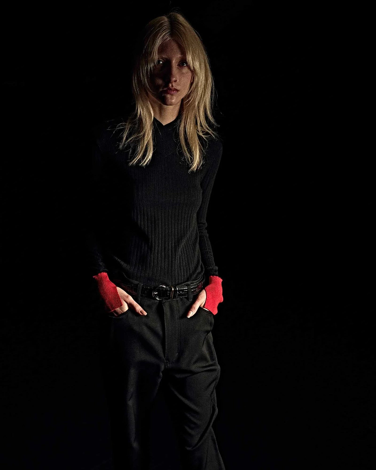 【26AW】15.5ミクロンウールタートルネックニット