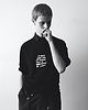 【26SS】ジャイ・タンジュ "BE INSANE" S/S Tシャツ
