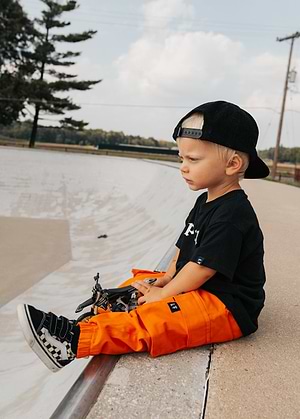 Orange Cargos