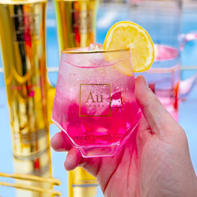 Au Vodka Pink Lemonade 70cl