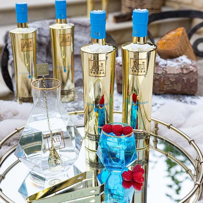 Blue Raspberry Small Alcohol Blue Raspberry 70cl - Au Vodka