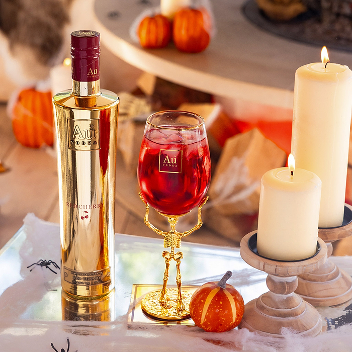 Au Vodka 70cl & Long Stem Skeleton Glass