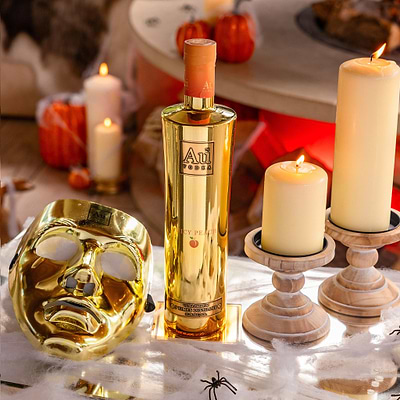 Au Vodka Any 70cl Bottle & Gold Mask