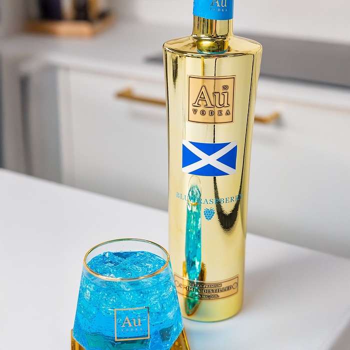 Au Vodka Scotland Blue Raspberry & FREE Diamond Cut Glass