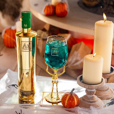 Au Vodka 70cl & Long Stem Skeleton Glass
