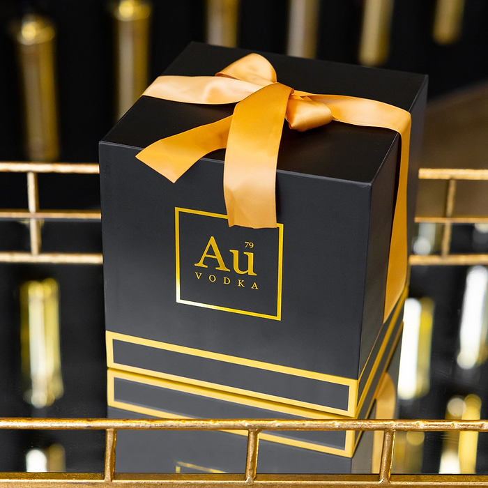 Au Vodka Valentine's Gold Roses Gift Box - Au Vodka
