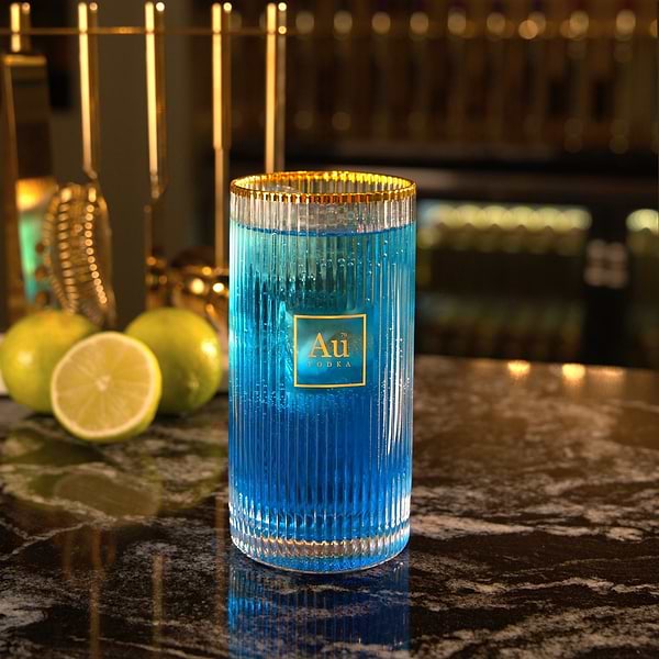 Au Hi-Ball Glass