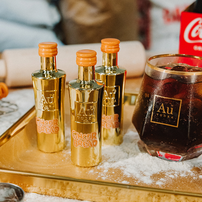 Au Vodka Gingerbread Miniature 50ml &amp; Diamond Cut Glass