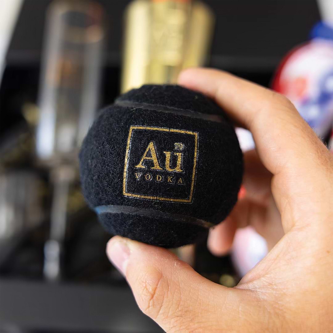 Au Tennis Ball