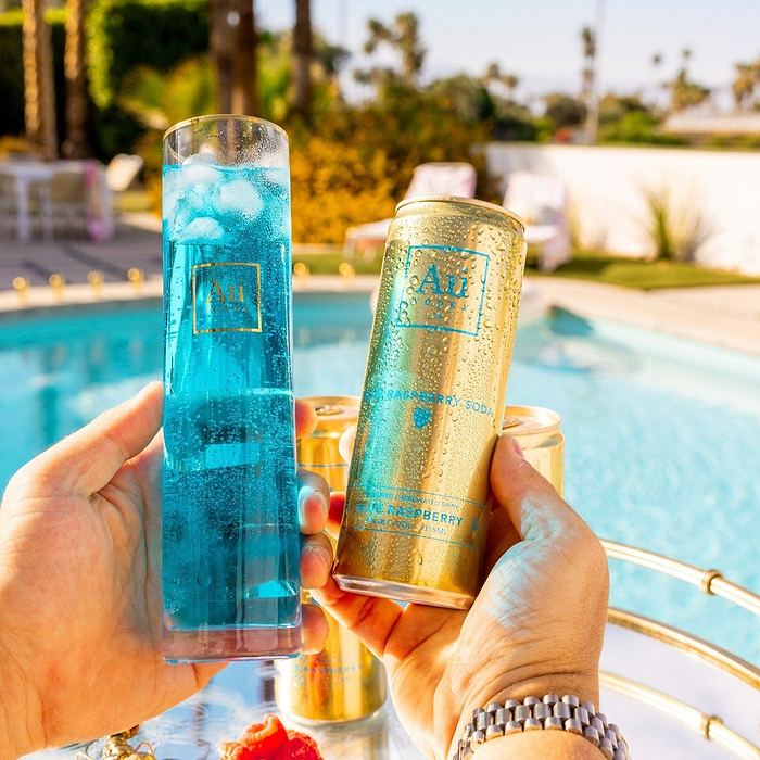 Au Vodka USA Blue Raspberry Soda can and glass