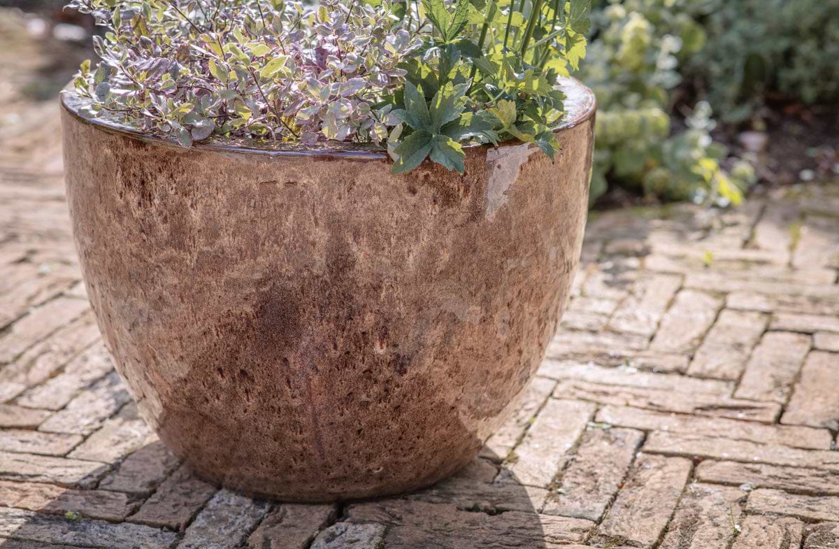 Dunai Terracotta Planter - Brown