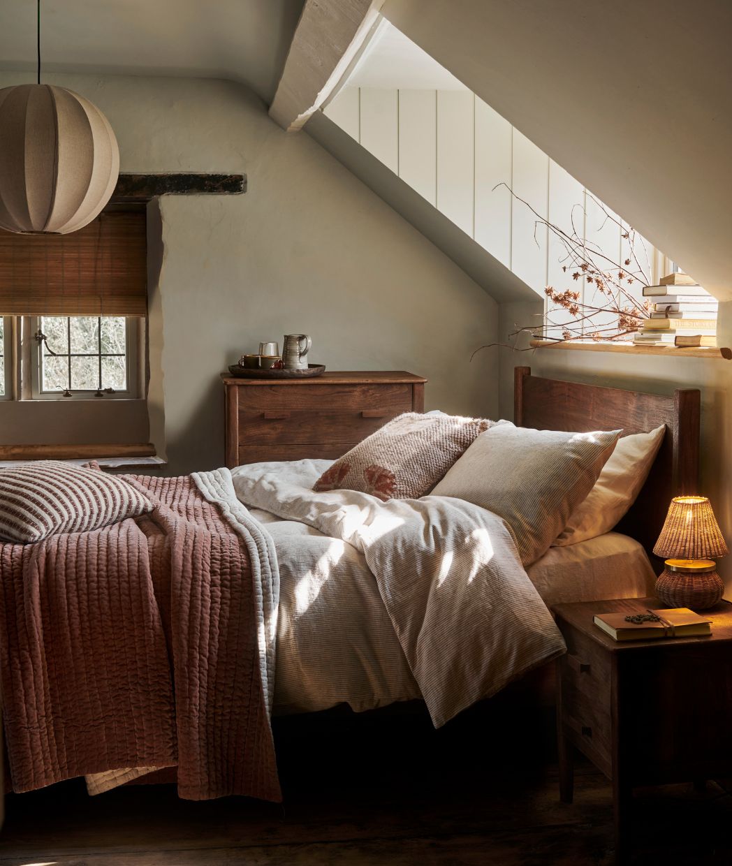 Relaxing Bedroom Design Ideas for a Restful Retreat