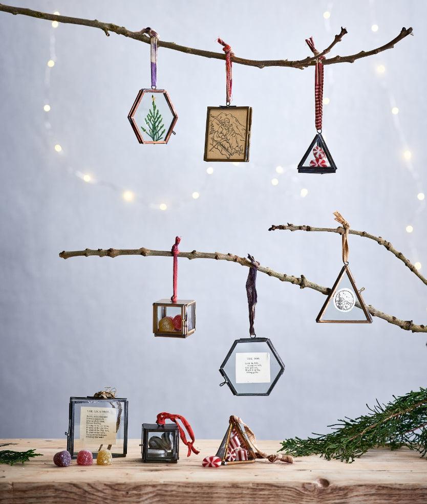 Christmas Traditions: Decorating the Tree