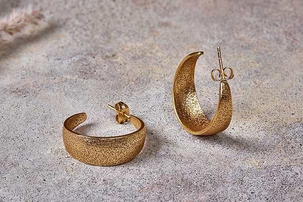 Aavani Earrings - Gold-GIFTING-Nkuku