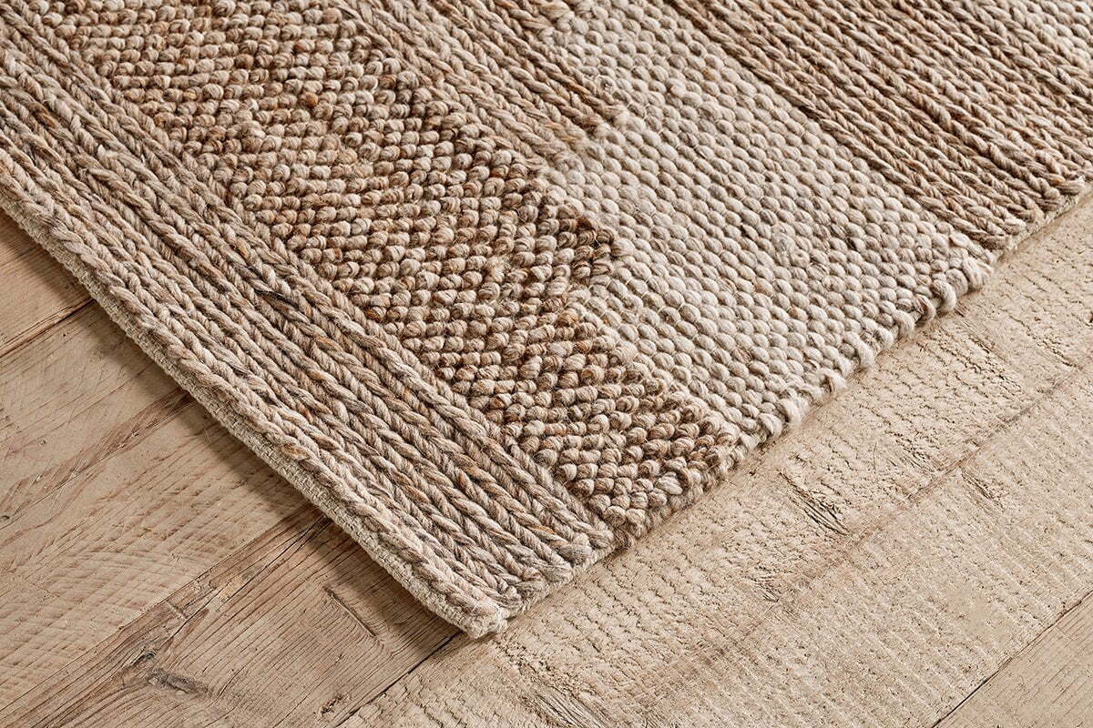 Ailan Wool Rug
