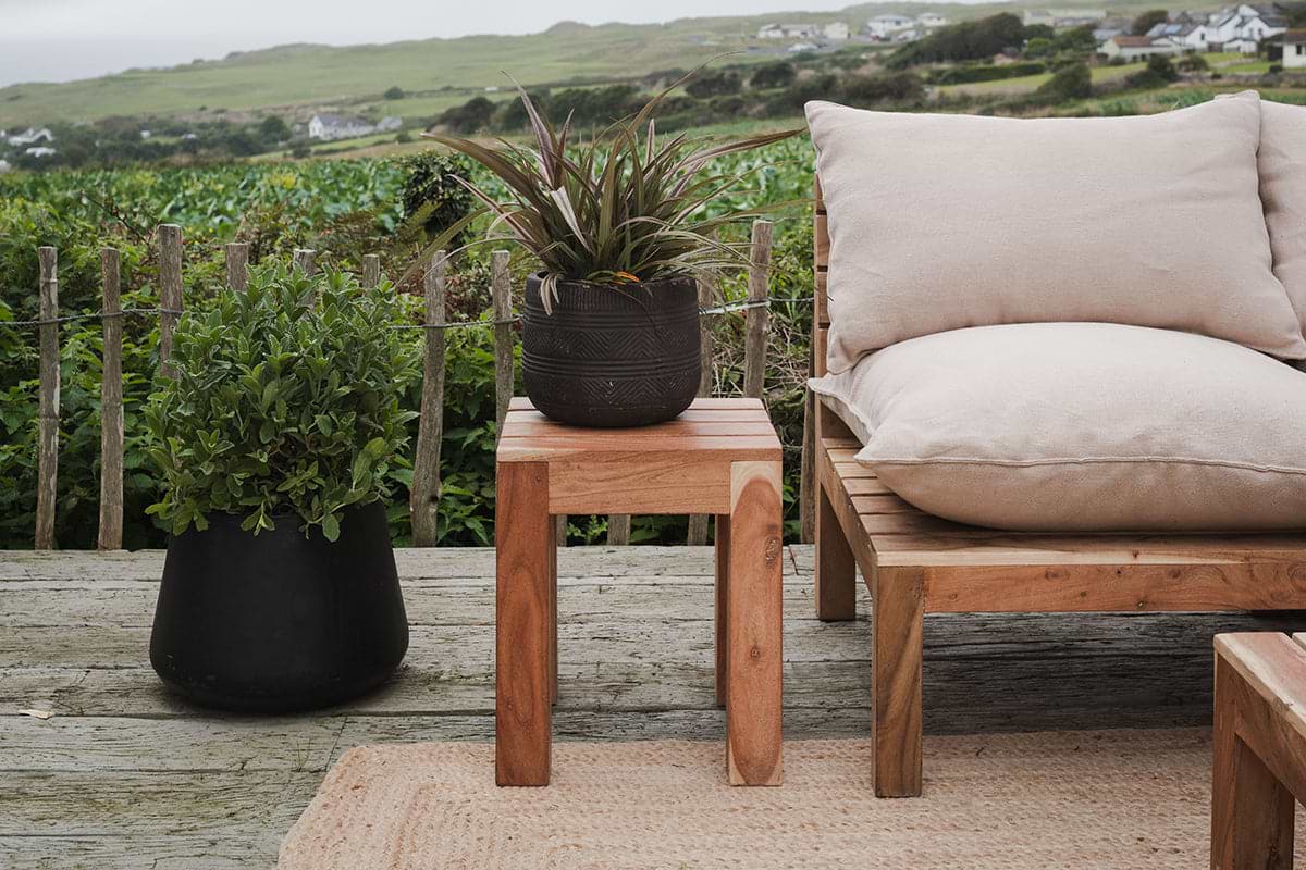 Anbarasi Acacia Side Table - Natural-GARDEN-Nkuku