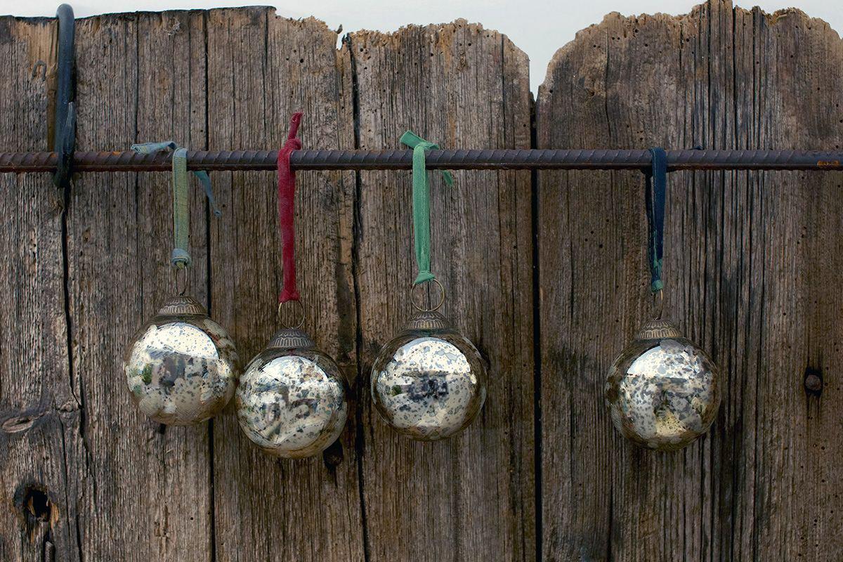 Antique Gold Baubles (Set of 4)-CHRISTMAS DECORATIONS-Nkuku