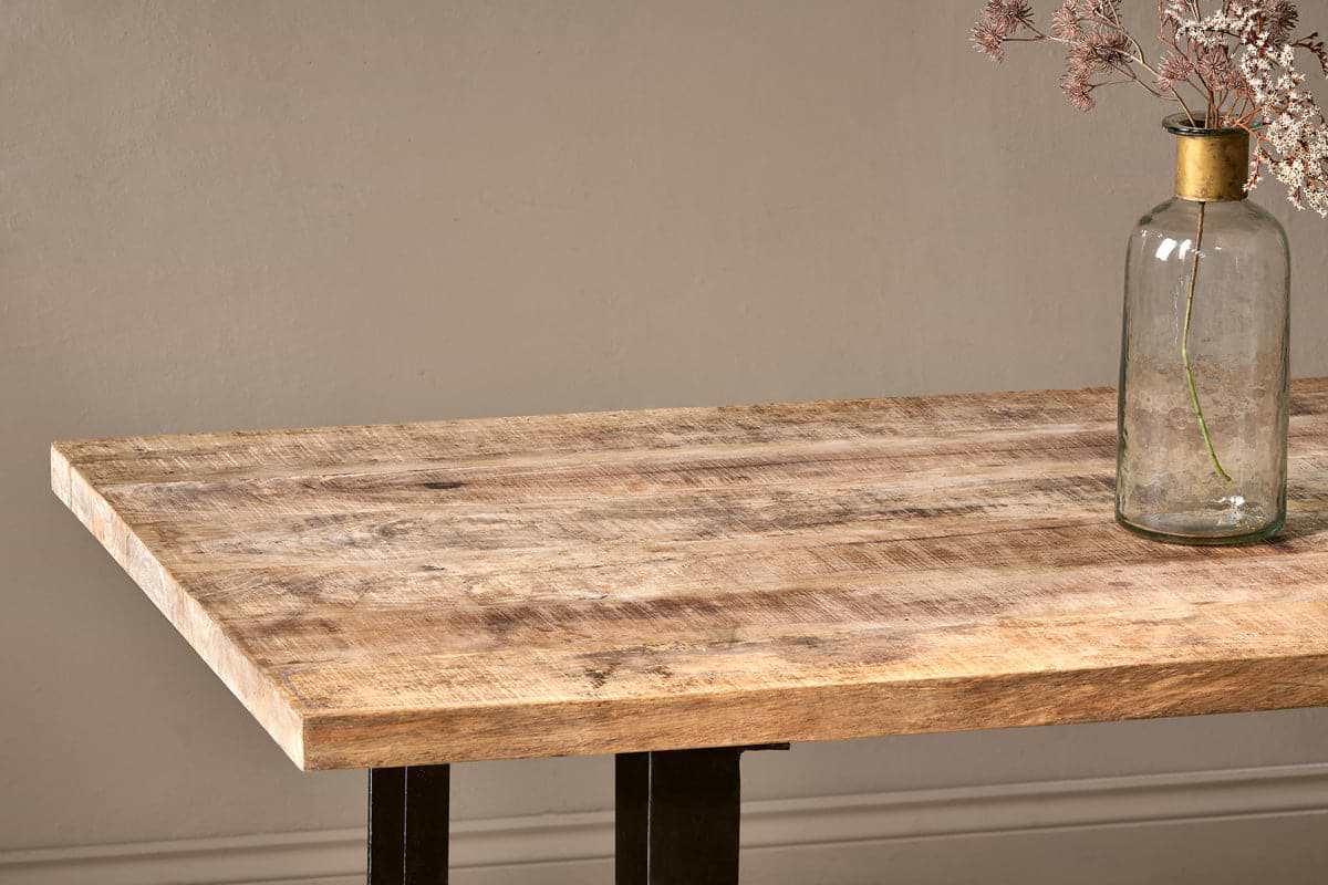 Fia Dining Table
