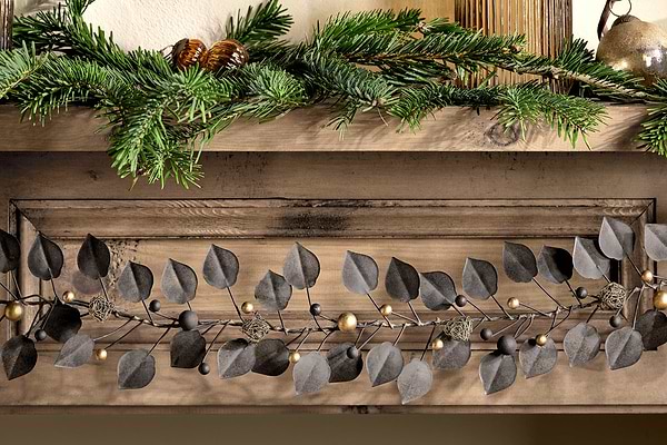 Ishana Garland - Antique Brass-CHRISTMAS DECORATIONS-Nkuku