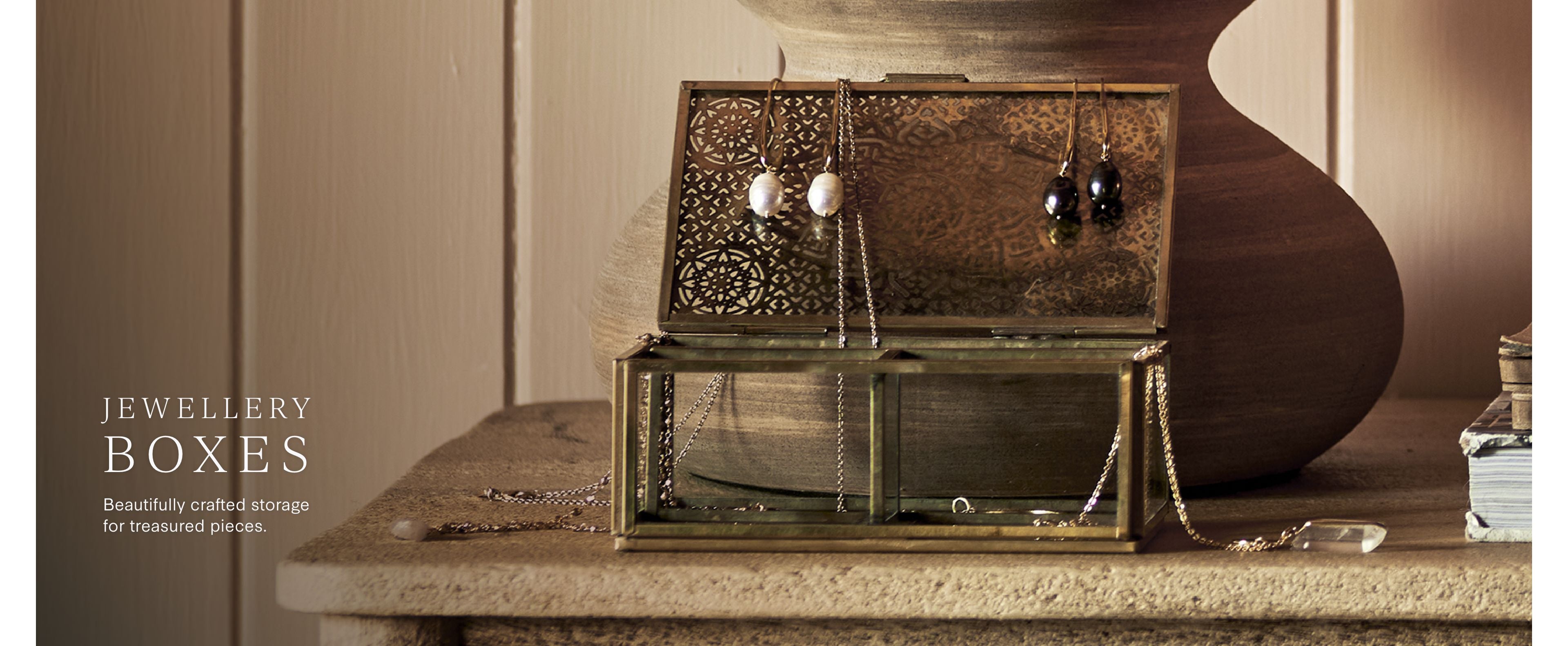 Jewellery_Boxes_Desk-Nkuku