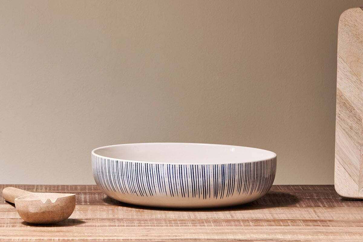 Karuma Ceramic Serving Bowl-SERVEWARE-Nkuku