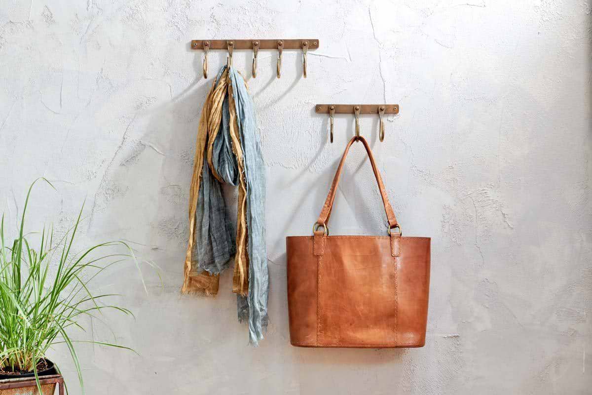 Kuna Iron Hooks - Antique Brass-STORAGE-Nkuku