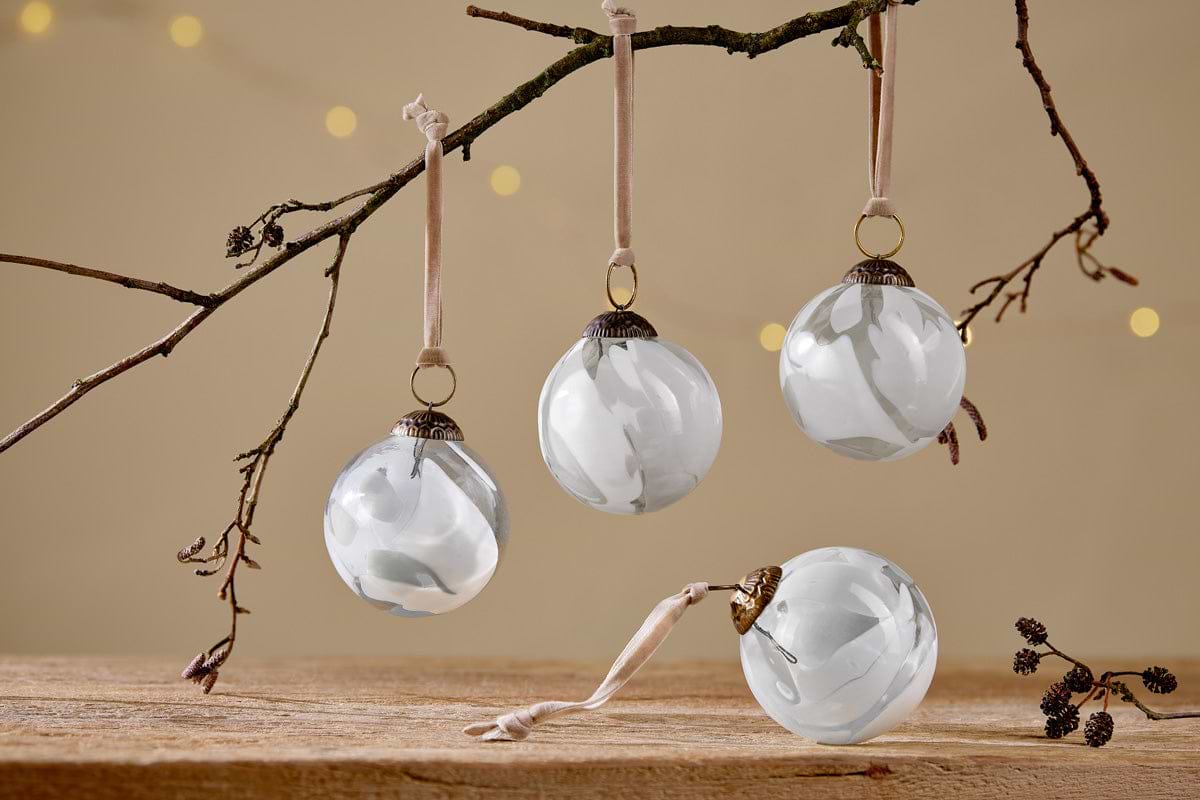 Lohara Baubles - White (Set of 4)-CHRISTMAS DECORATIONS-Nkuku