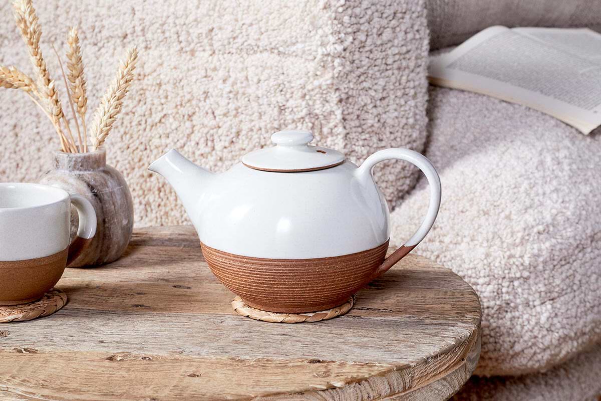 Mali Ribbed Teapot - White-TABLEWARE-Nkuku