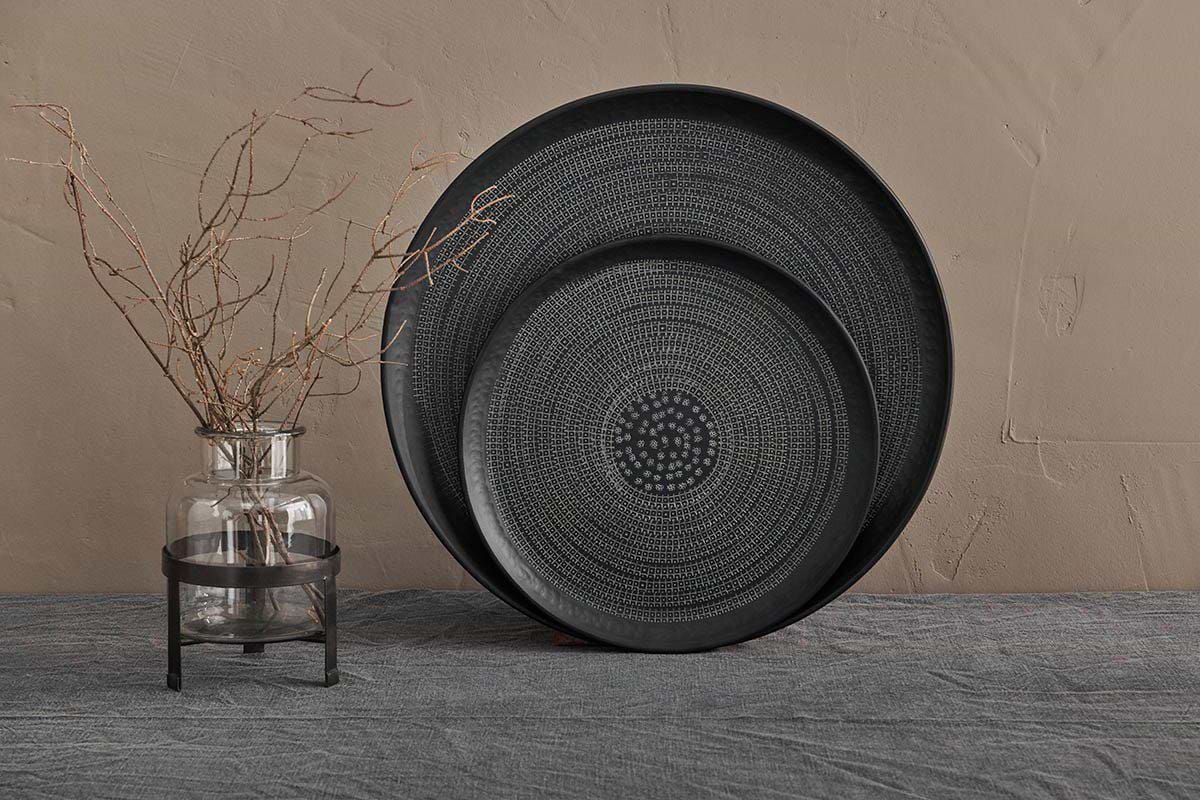 Mahika Tray - Black-SERVEWARE-Nkuku