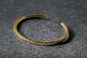 Niru Bracelet - Gold-GIFTING-Nkuku