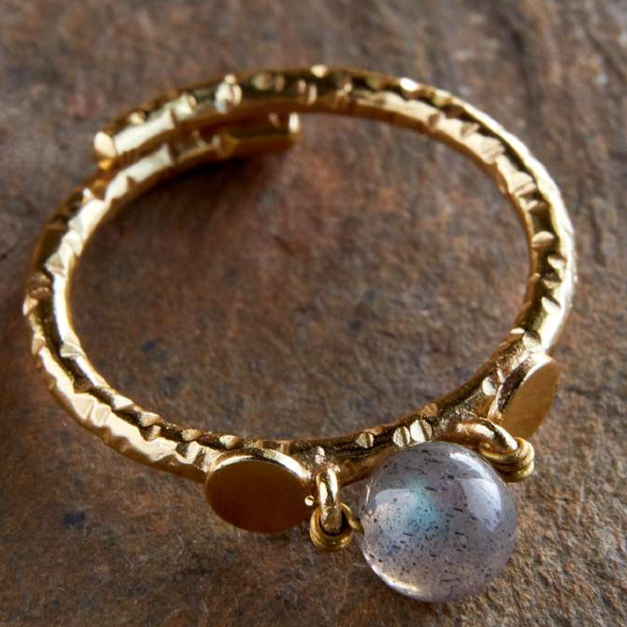Marai Labradorite Ring - Labradorite & Gold-nkuku – Nkuku