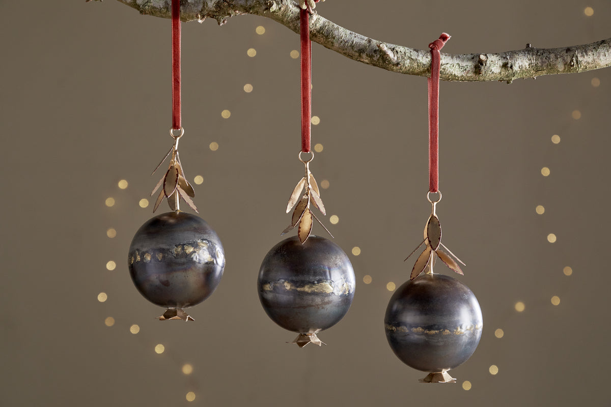 Kalira Baubles - Black & Brass - (Set of 3)-CHRISTMAS DECORATIONS-Nkuku