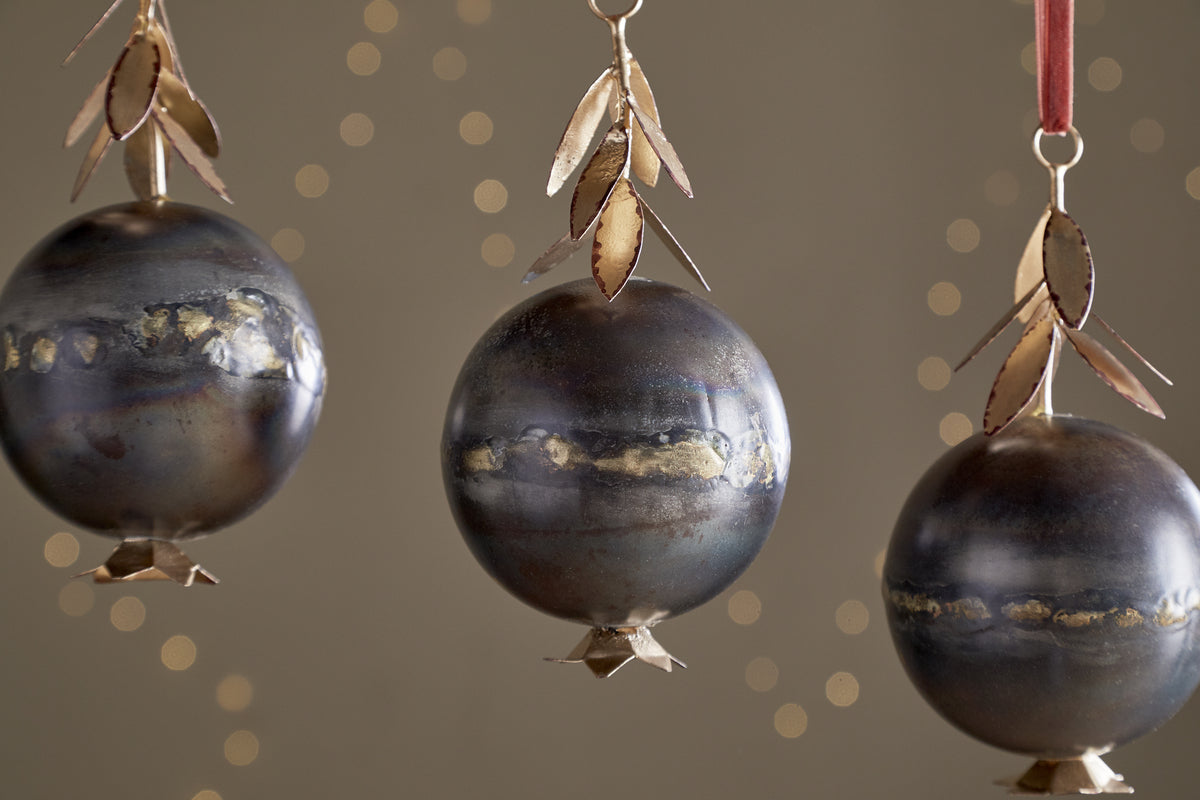 Kalira Baubles - Black & Brass - (Set of 3)-CHRISTMAS DECORATIONS-Nkuku