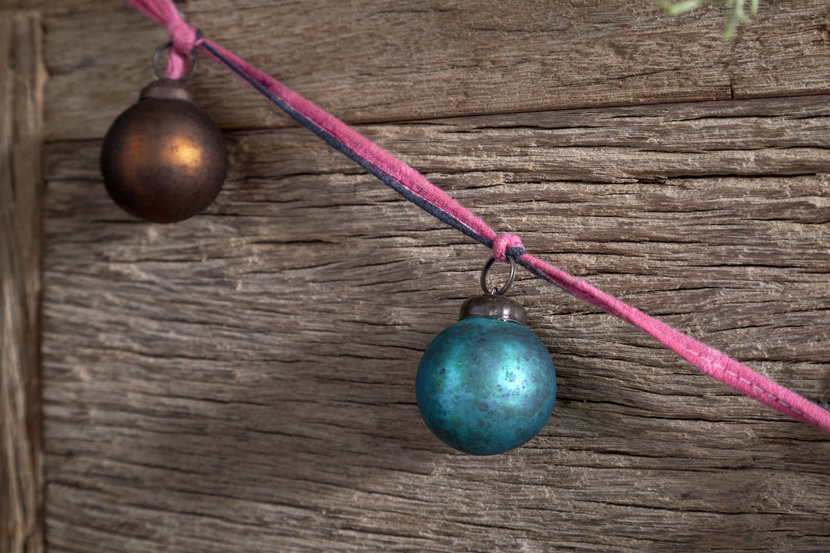 Oko Bauble Garland - Mixed Matt-CHRISTMAS DECORATIONS-Nkuku