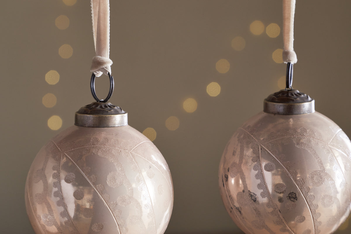 Kecci Baubles - Antique Pink - (Set of 4)-CHRISTMAS DECORATIONS-Nkuku