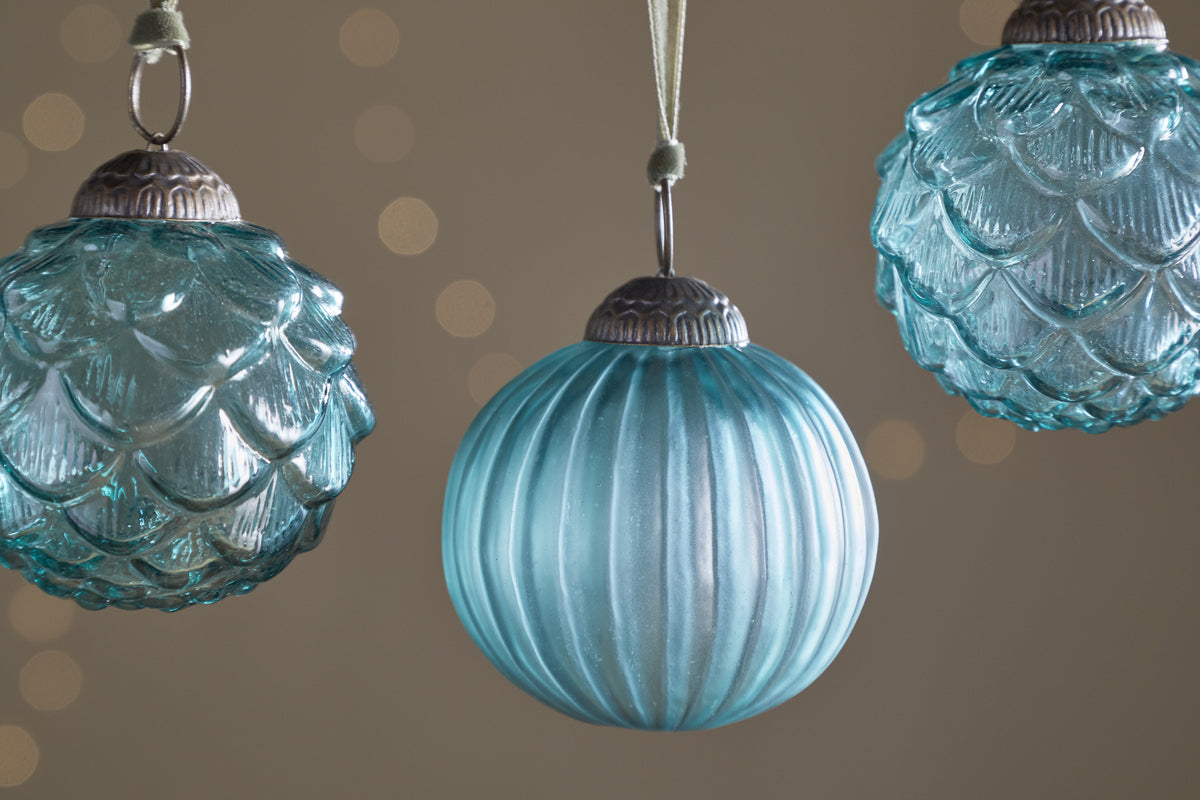 Hara Baubles - Antique Teal - (Set of 4)-CHRISTMAS DECORATIONS-Nkuku