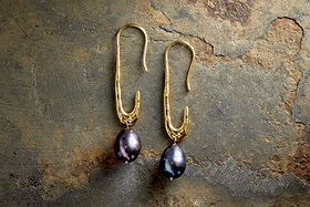 Omi Grey Pearl Earrings - Gold-GIFTING-Nkuku
