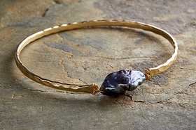 Parahu Grey Pearl Bracelet - Gold-GIFTING-Nkuku