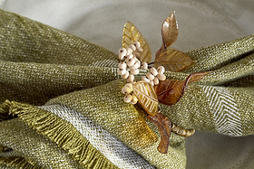 Parili Glass Leaf Napkin Rings - Natural & Rust - (Set of 4)-KITCHEN & DINING ACCESSORIES-Nkuku