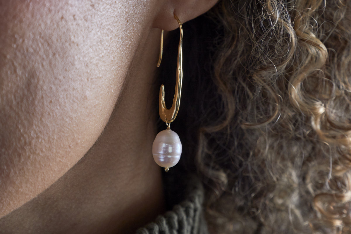 Omi White Pearl Earrings - Gold-GIFTING-Nkuku