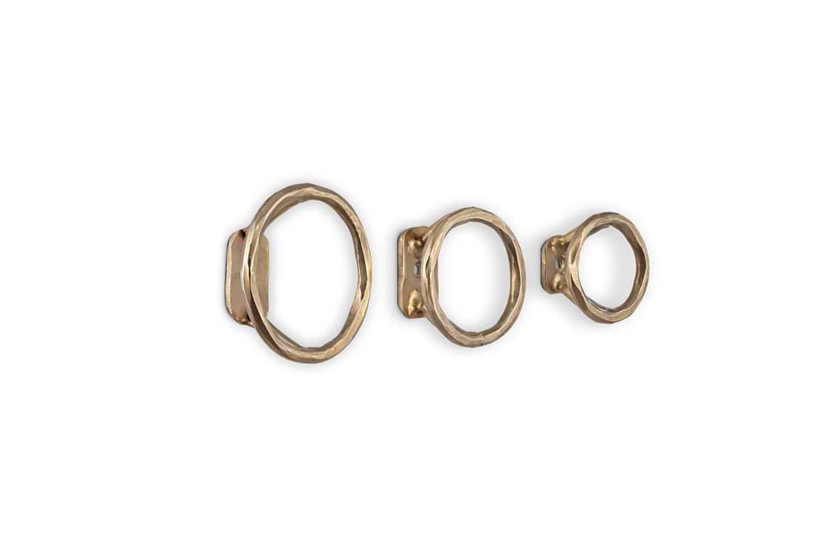 Olani Bathroom Hooks - Antique Brass - (Set of 3) – Nkuku